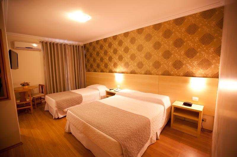 Hotel Rafain Centro Foz do Iguaçu Buitenkant foto
